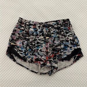 lululemon athletica Athletic Shorts - Hotty Hot Lined Short 4"